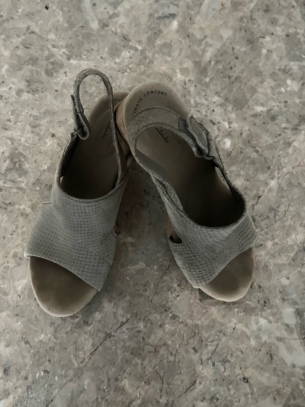 Clarks Open-Toe Slingback Heels in Light Gray